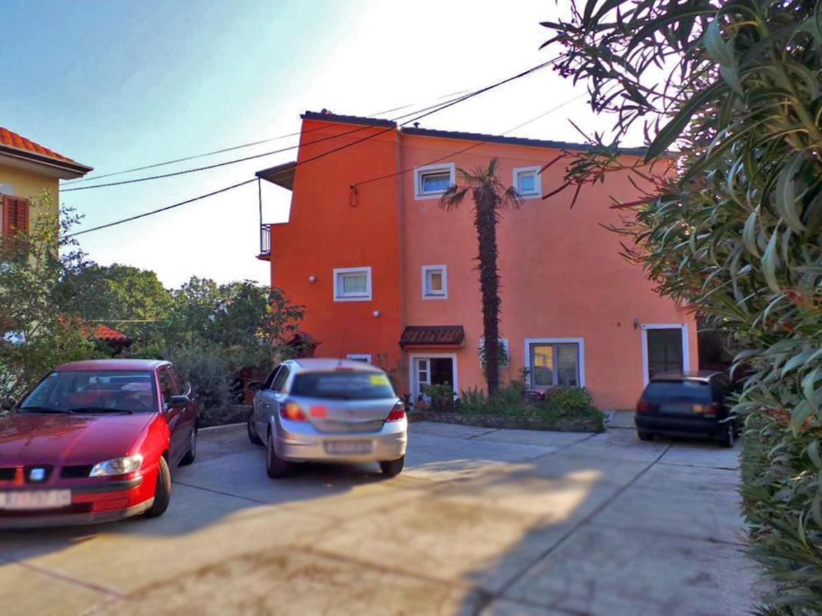 Apartments Skorup Ічичі Екстер'єр фото