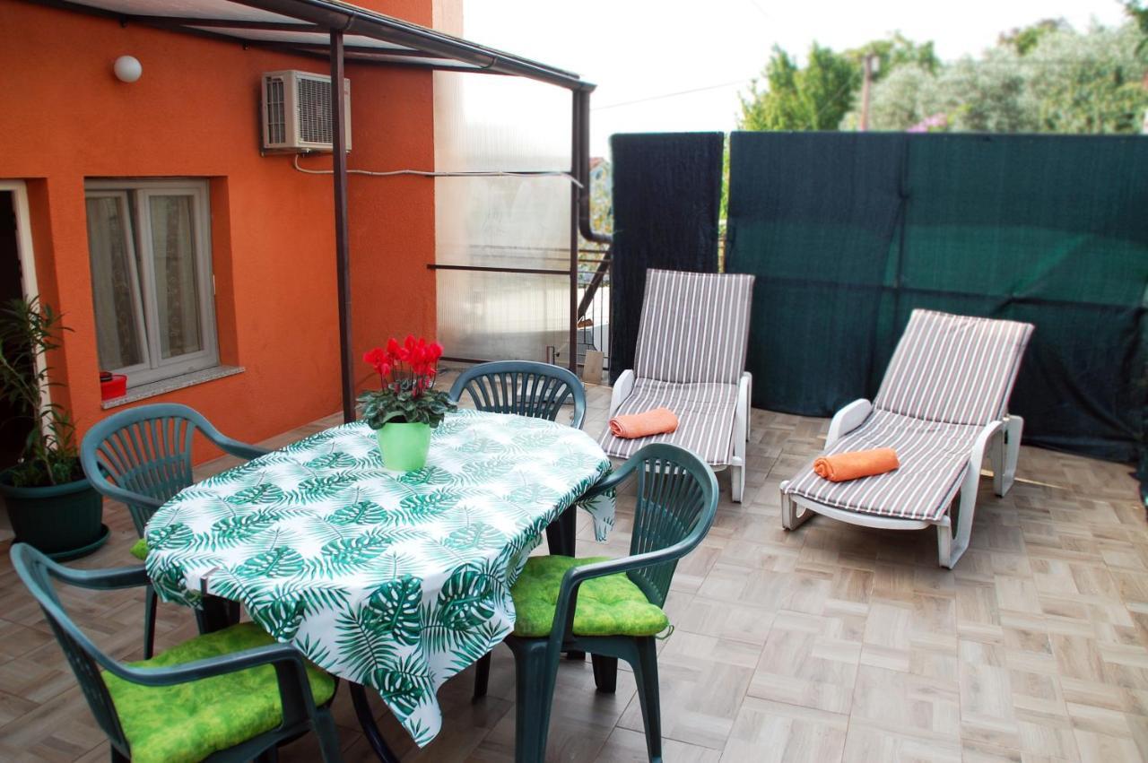 Apartments Skorup Ічичі Екстер'єр фото